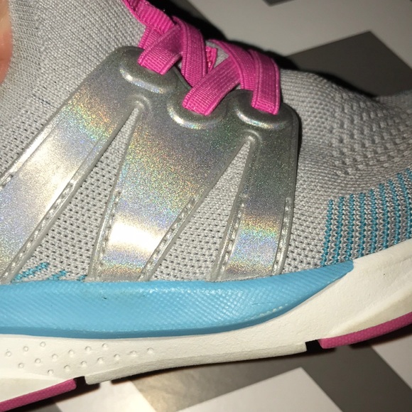 Athletic Works stretch sneakers - Picture 10 of 11